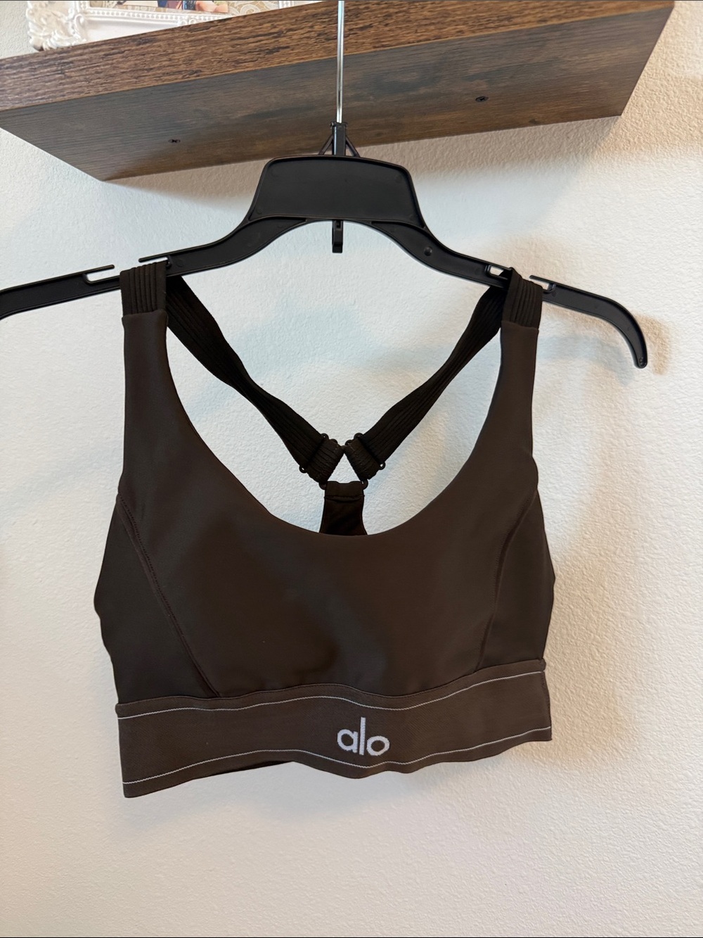 ALO Yoga Women's Brown Sports Bra - Supportive Racerback